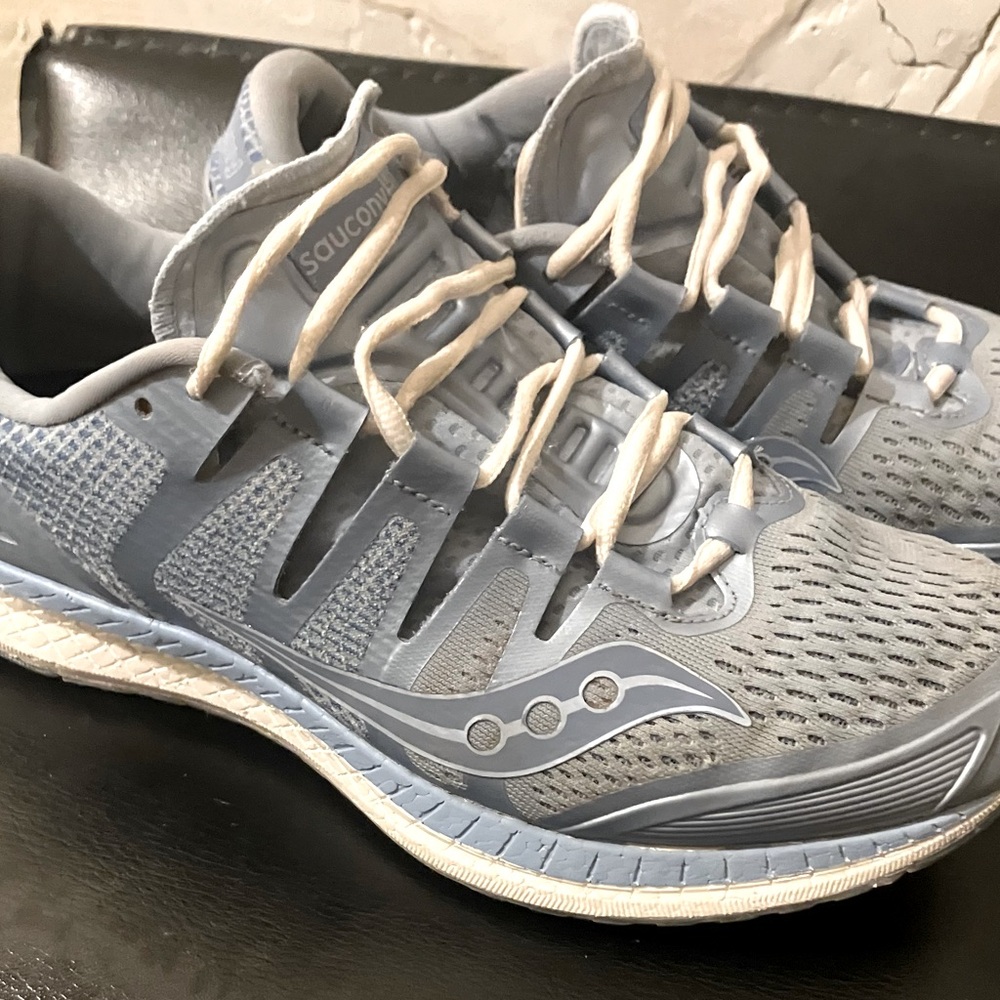 Saucony Liberty  women’s running shoes size 9.5